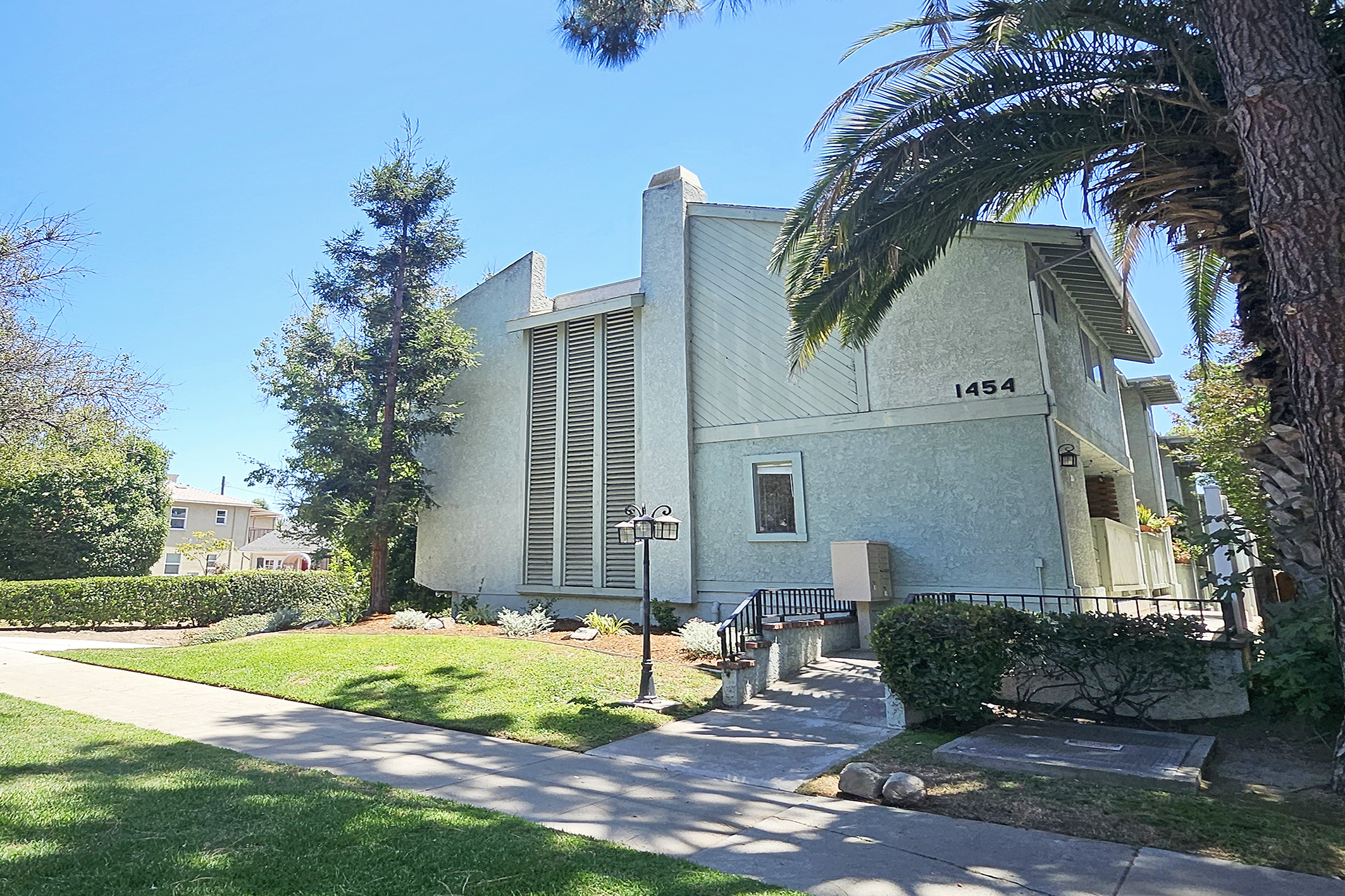 property in burbank for rent